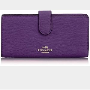 Coach wallet 💯% Authentic